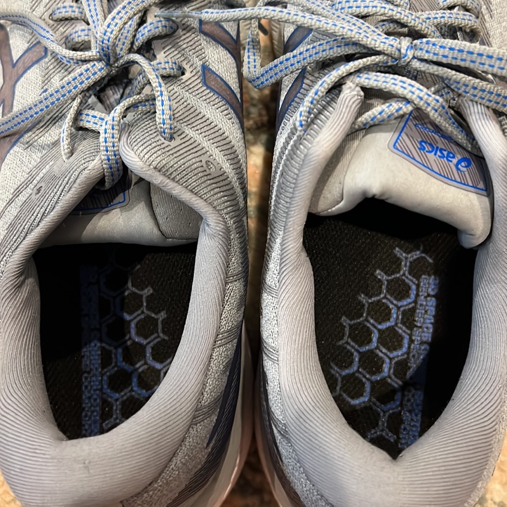 Asics - Picture 4 of 6